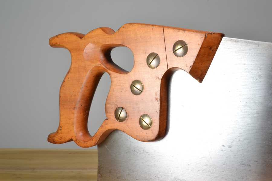 Disston D-8 26" 6 ppi thumbhole rip saw