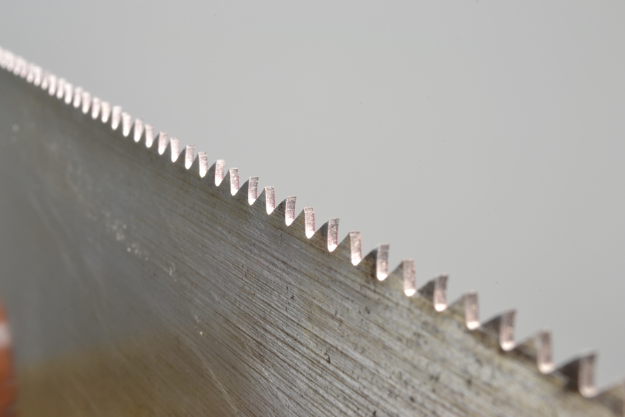 Disston D-8 26" 6 ppi thumbhole rip saw