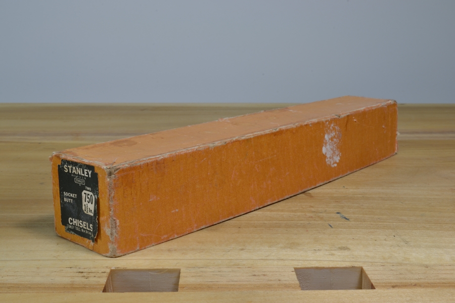 Stanley 750 1 1/2" chisels in box - nearly mint