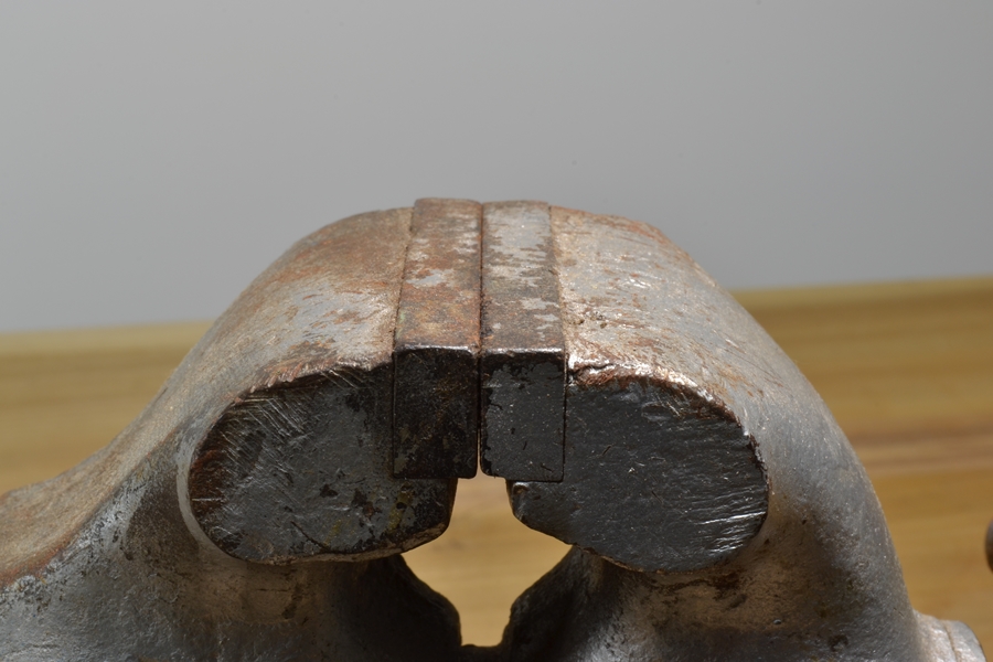 Wilton 3" swiveling "bullet" vise
