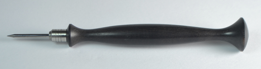 Carbide Scrawl in ebony and stainless steel - profile